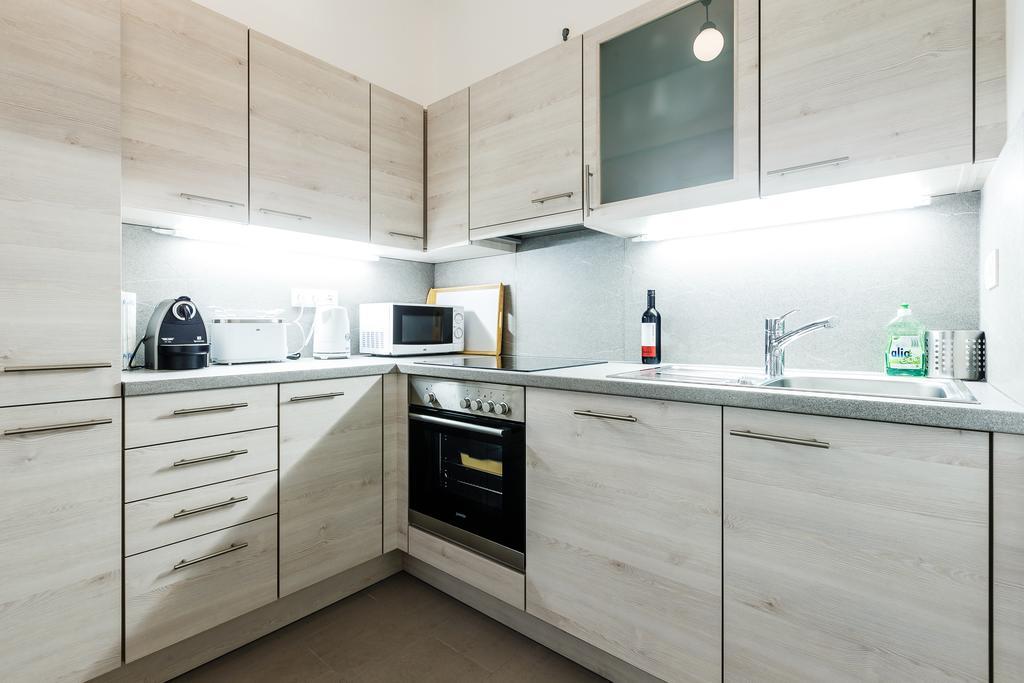 Judengasse Premium By Ichbucheat Appartement Wenen Kamer foto
