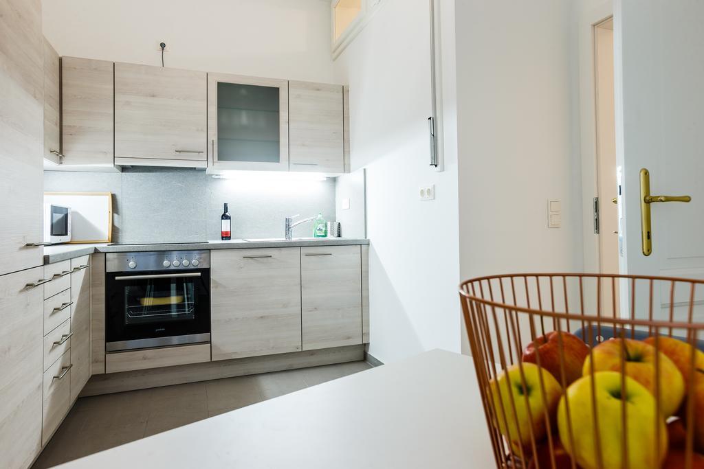 Judengasse Premium By Ichbucheat Appartement Wenen Kamer foto