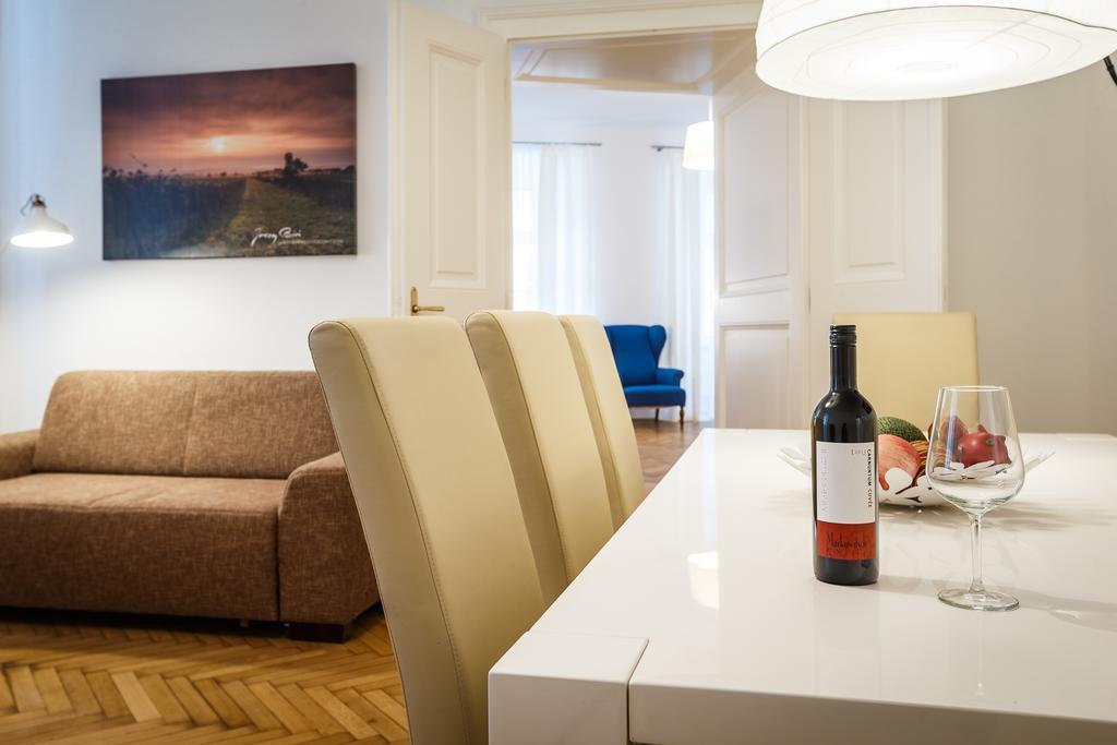 Judengasse Premium By Ichbucheat Appartement Wenen Kamer foto