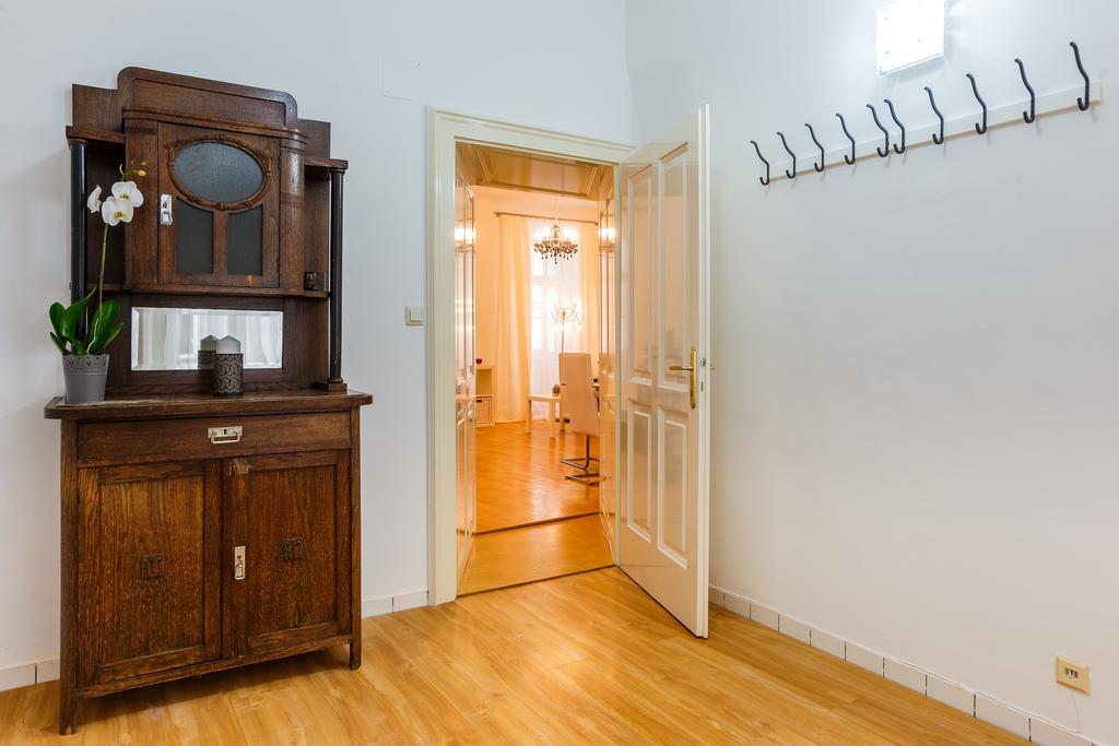 Judengasse Premium By Ichbucheat Appartement Wenen Kamer foto